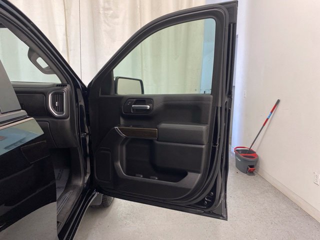 Used 2019 Chevrolet Silverado 1500 LT w/ All-Star Edition AWD/4WD image 31