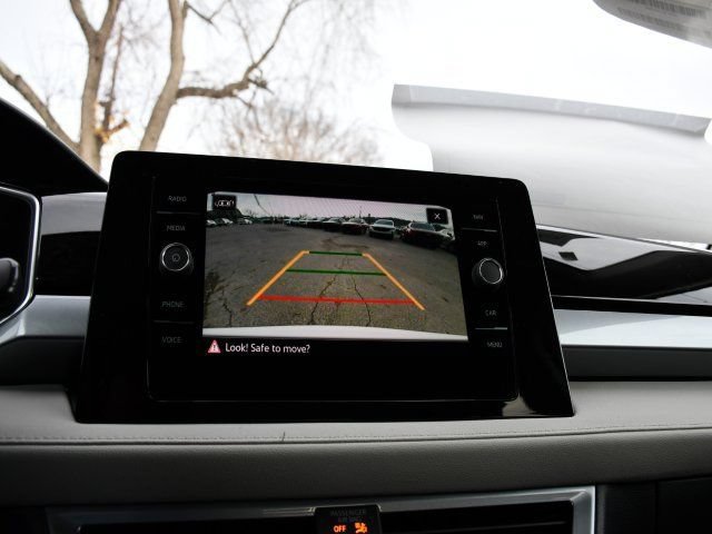 New 2026 Volkswagen Taos SEL AWD/4WD image 14