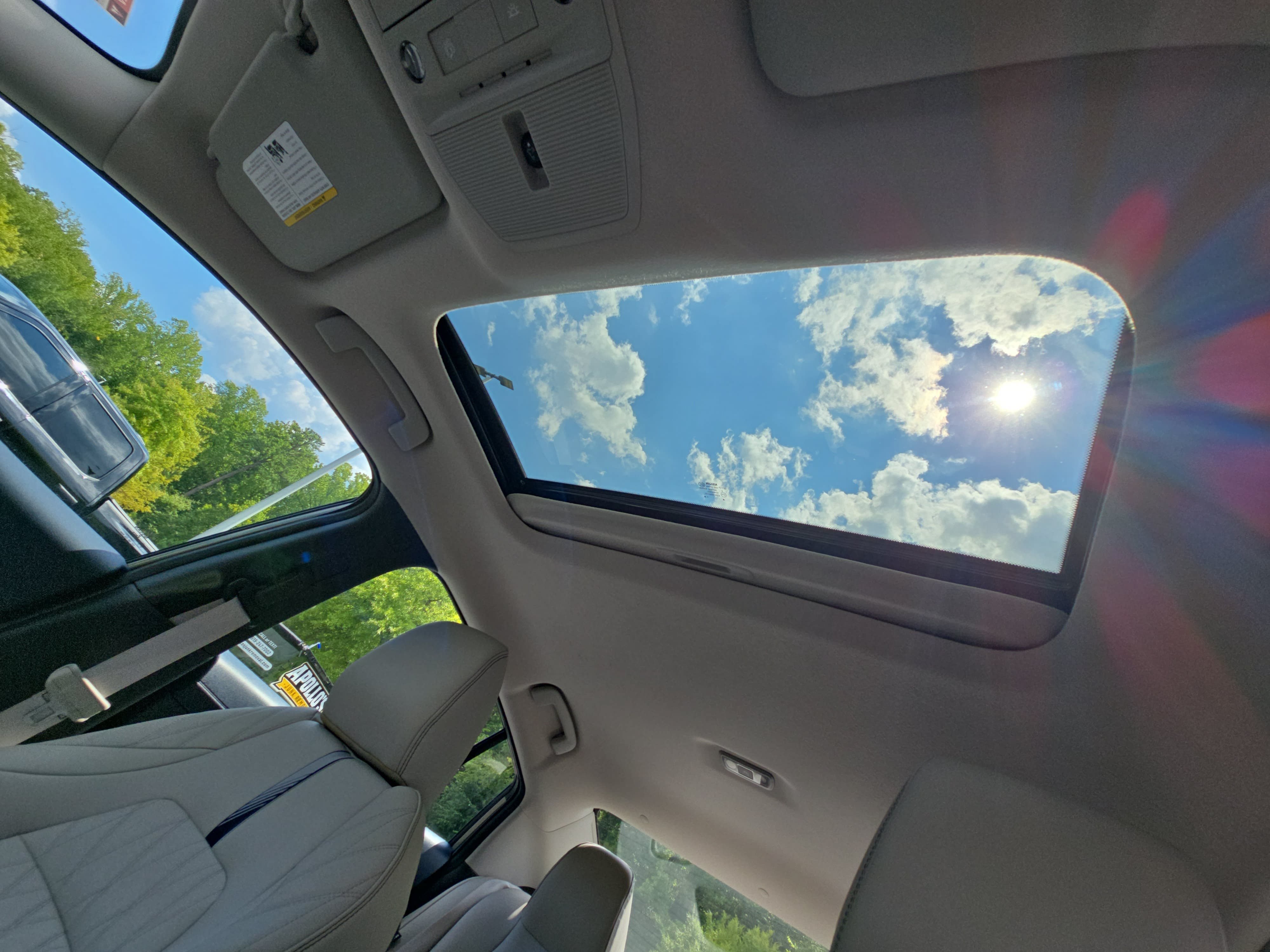 New 2027 Nissan Sentra SL w/ Floor Mat Package FWD image 31