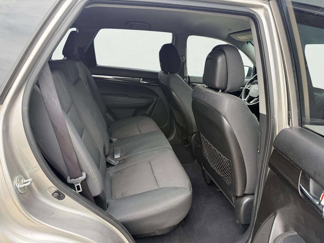Used 2013 Kia Sorento LX w/ Convenience Pkg image 13
