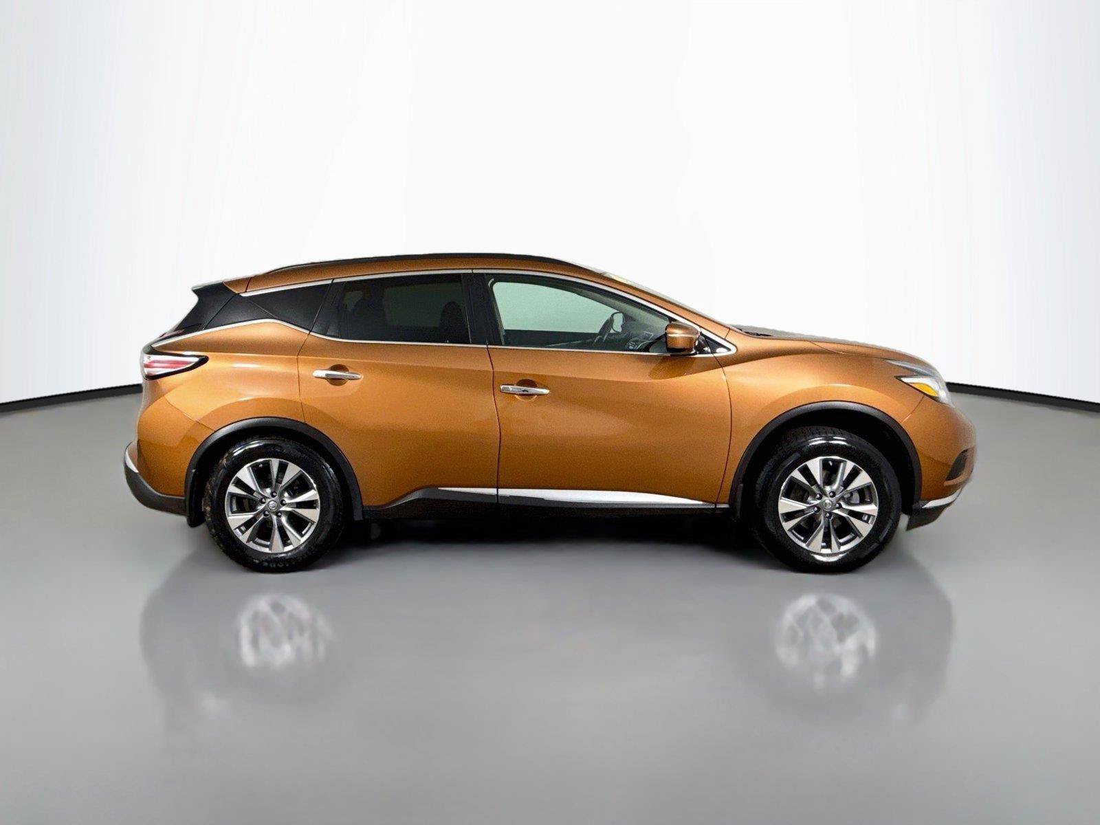 Used 2015 Nissan Murano SV w/ Cargo Package AWD/4WD image 16