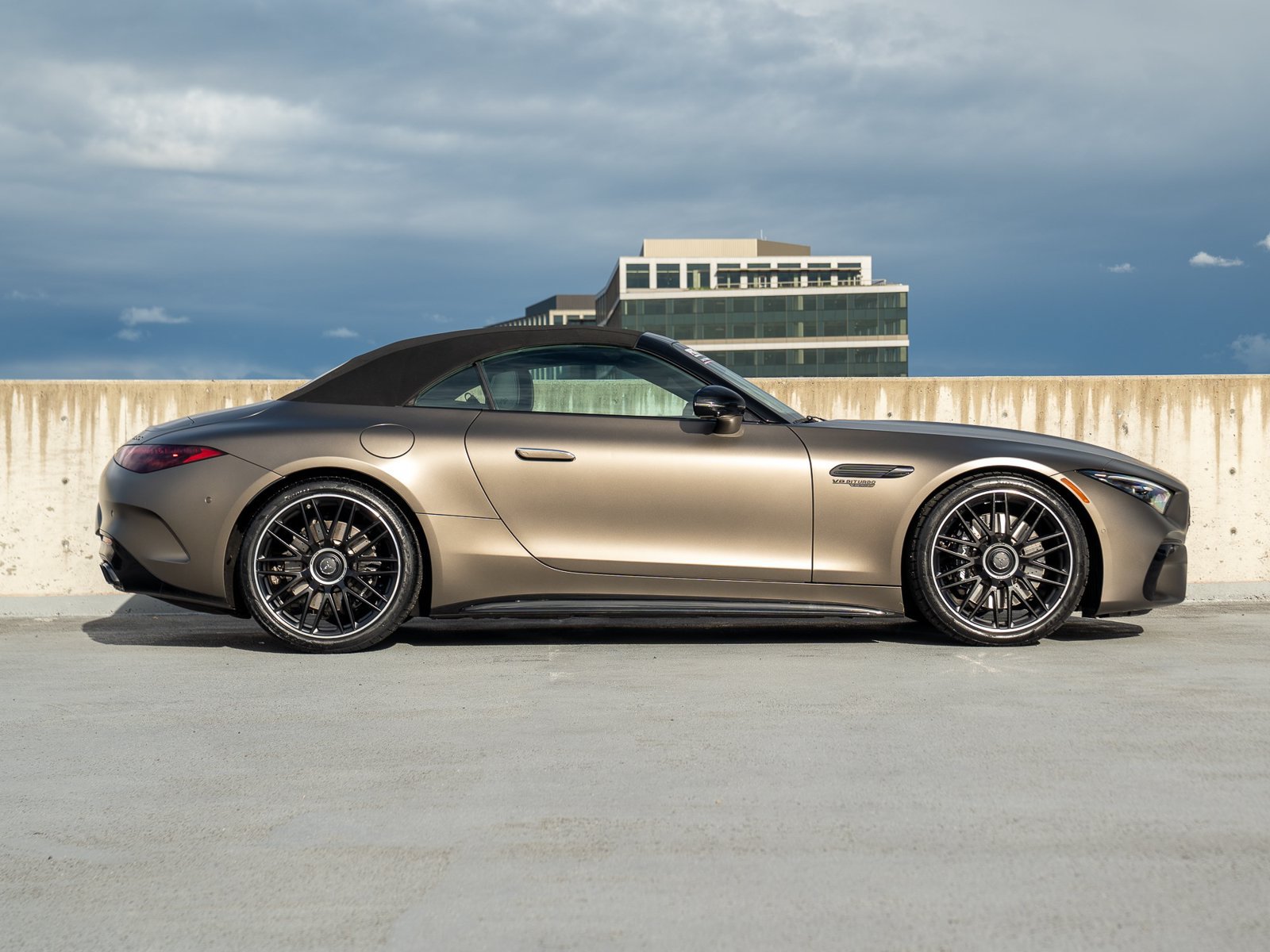 Certified 2024 Mercedes-Benz SL 63 AMG 4MATIC image 7