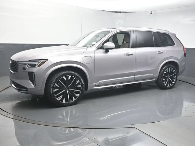 Used 2026 Volvo XC90 T8 Core w/ Protection Package Premier AWD/4WD image 4