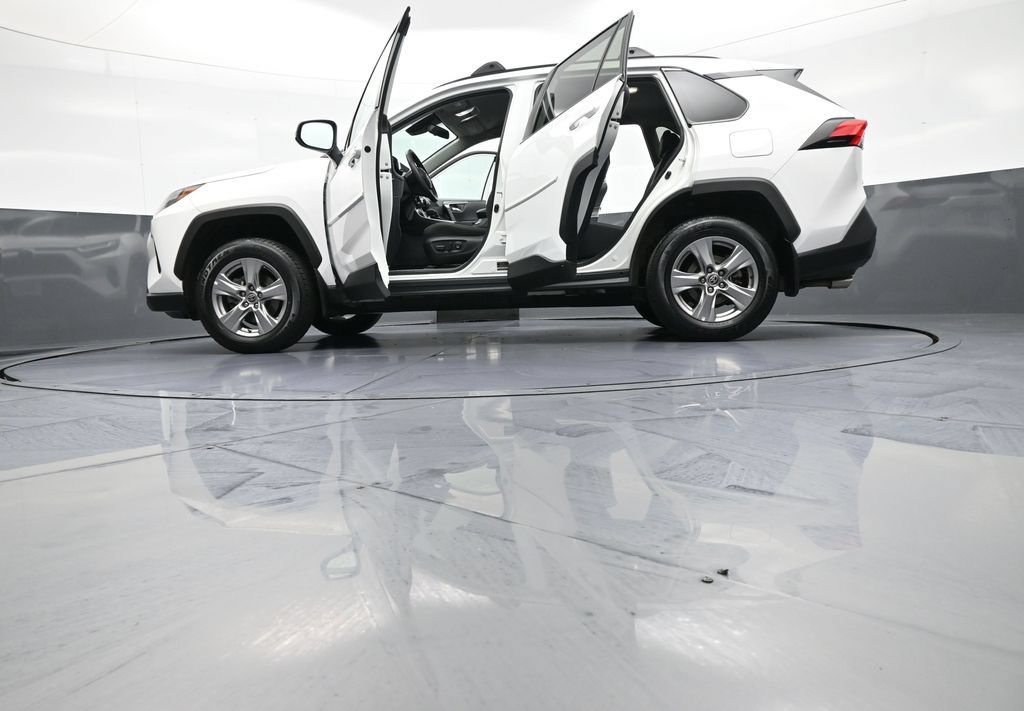 Used 2023 Toyota RAV4 XLE w/ XLE Grade Weather Package AWD/4WD image 48