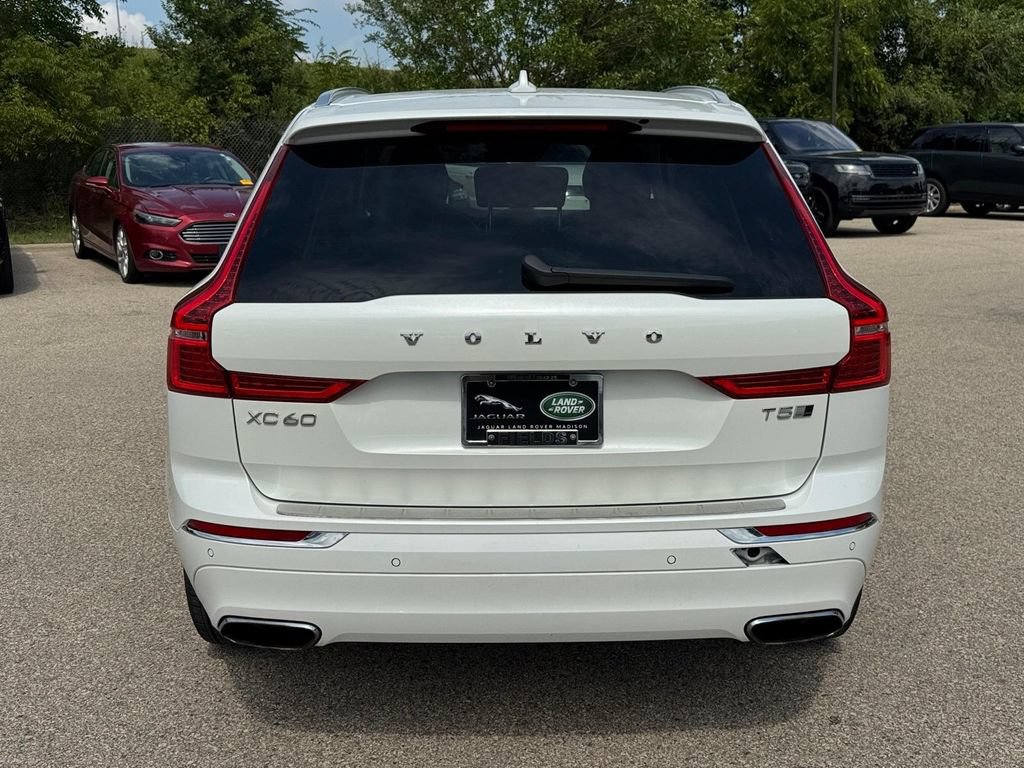 Used 2018 Volvo XC60 T5 Inscription w/ Convenience Package AWD/4WD image 3