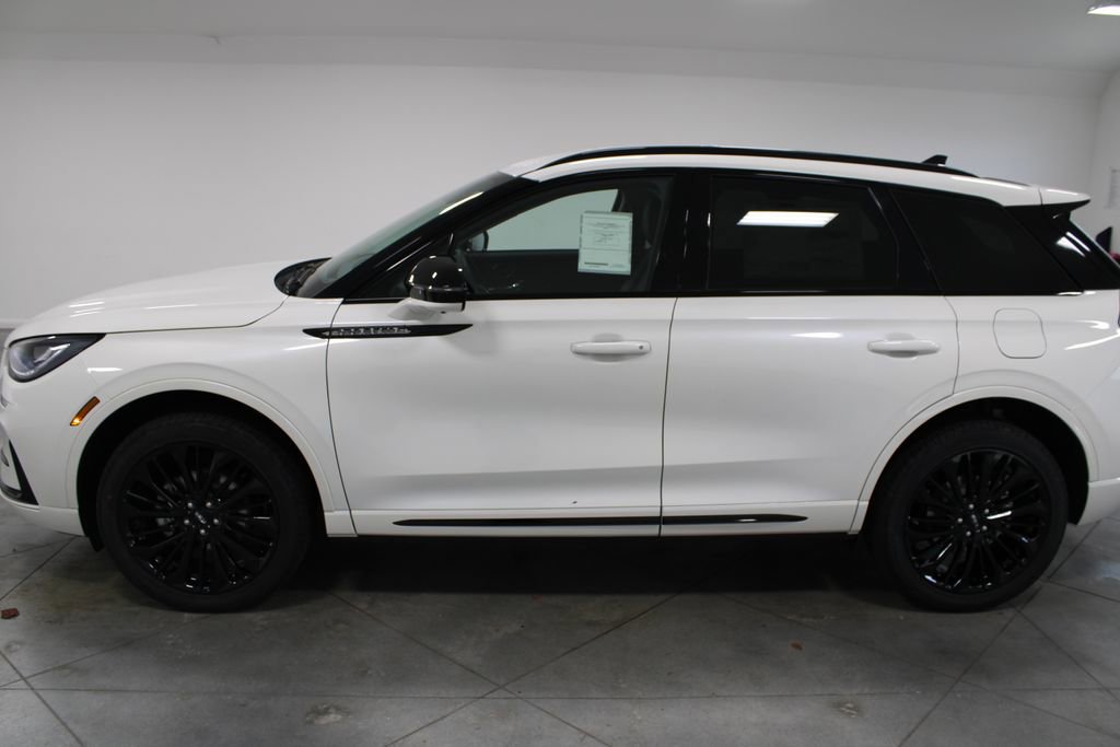 New 2026 Lincoln Corsair Premiere image 5