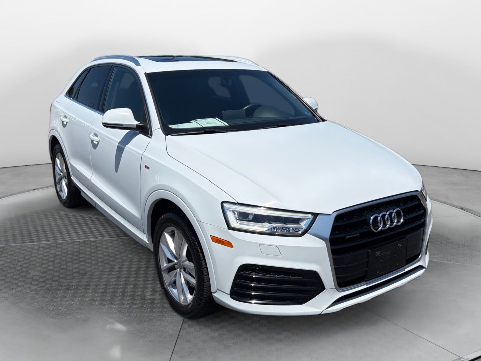 Used 2018 Audi Q3 2.0T Premium Plus w/ Premium Plus Package AWD/4WD image 1