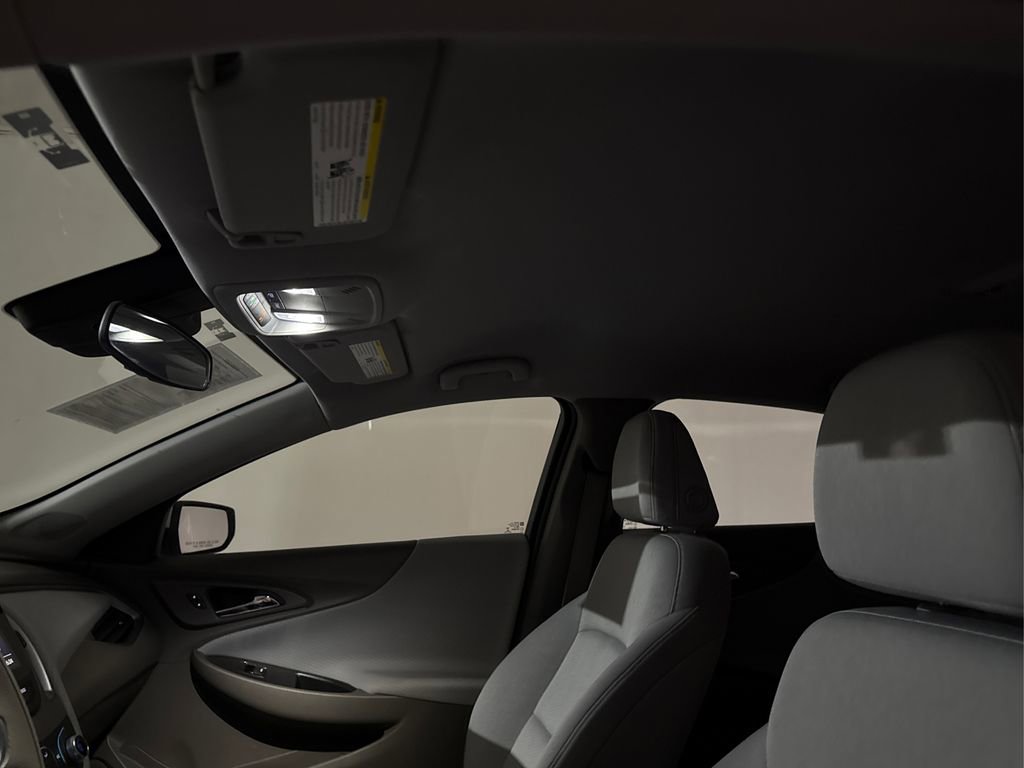 Used 2025 Chevrolet Malibu LT image 23