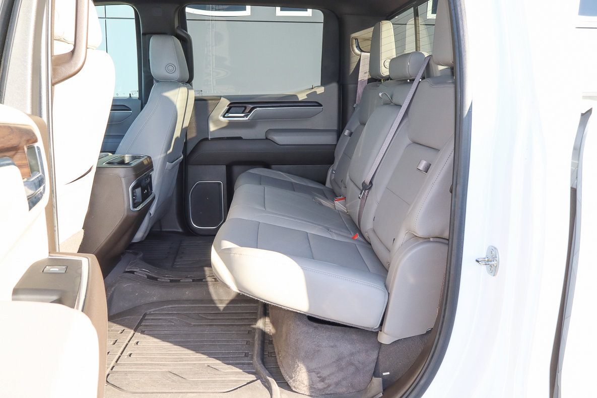Used 2022 GMC Sierra 1500 SLT w/ SLT Premium Plus Package image 8