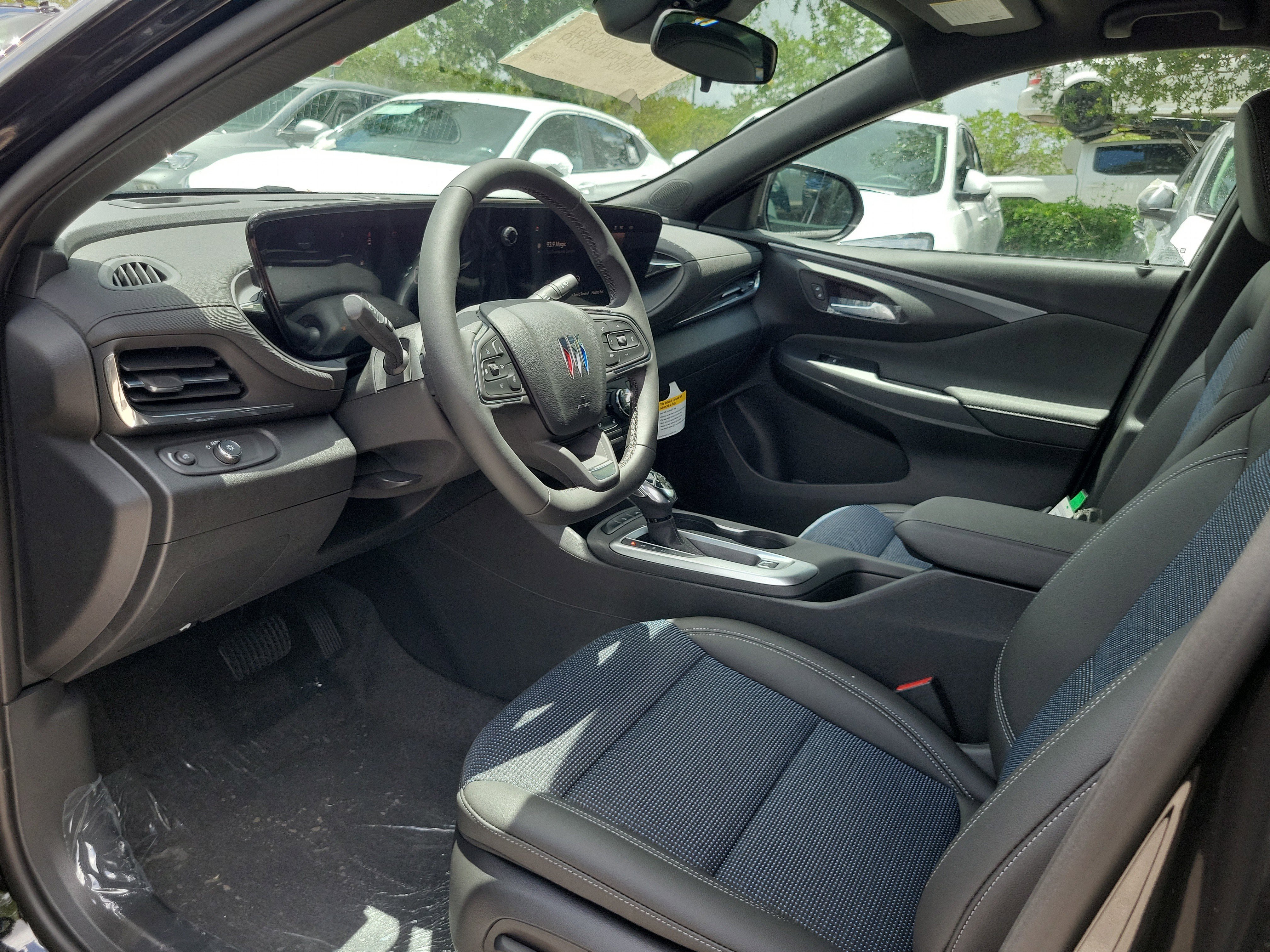New 2026 Buick Envista Sport Touring w/ Convenience I Package FWD image 7