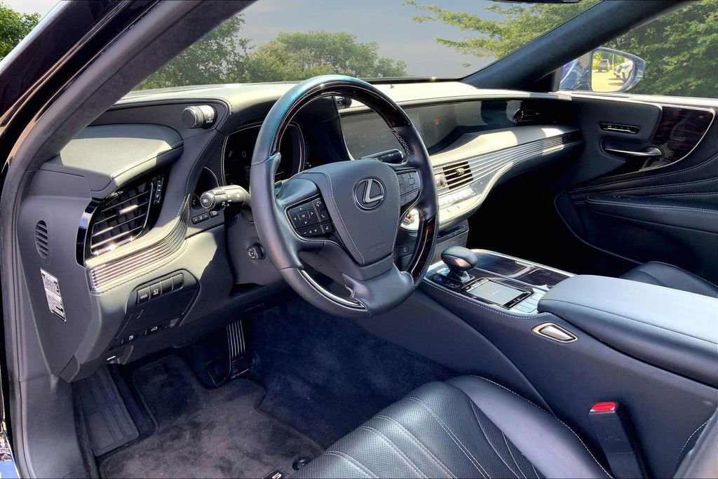 Used 2018 Lexus LS 500 AWD w/ Interior Upgrade Package image 16