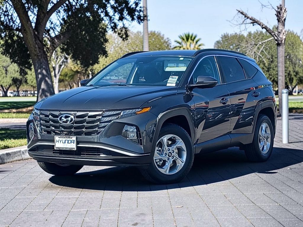 Certified 2023 Hyundai Tucson SEL AWD/4WD image 2
