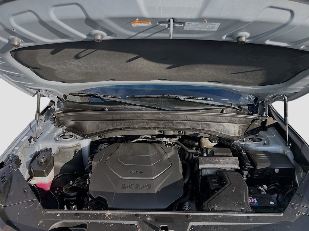 Used 2022 Kia Telluride LX image 31