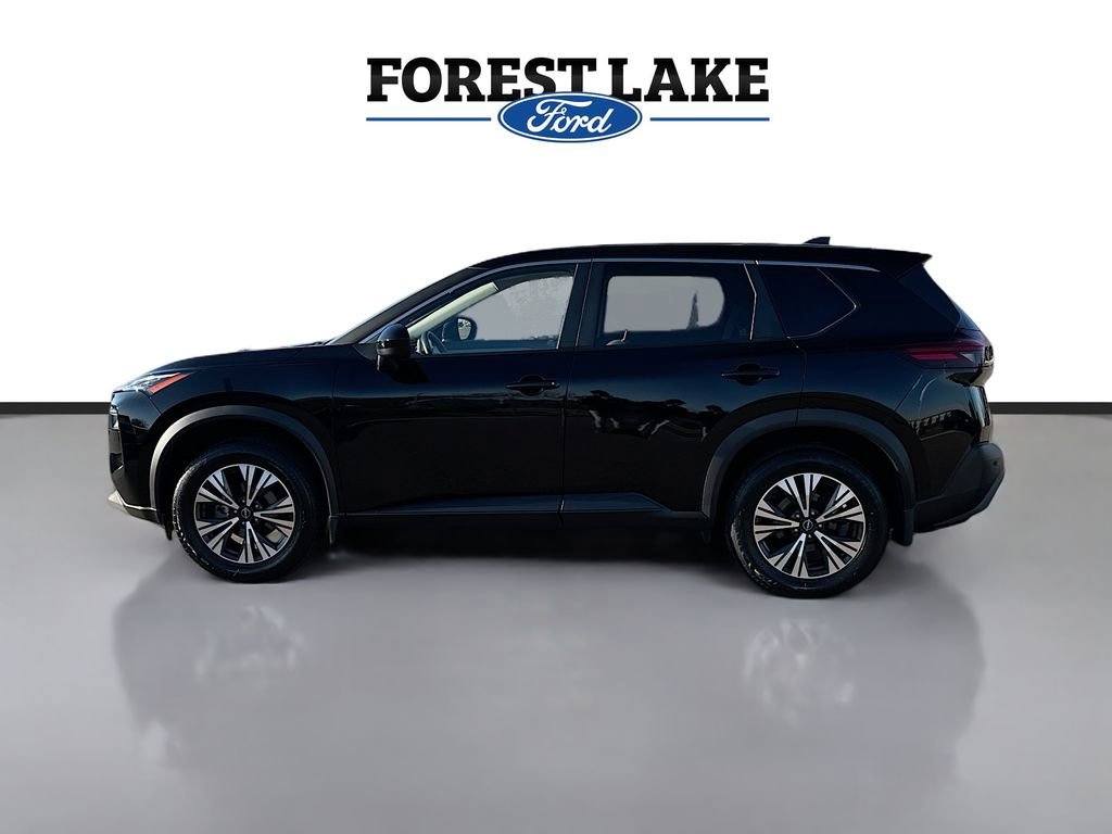 Used 2023 Nissan Rogue SV image 4