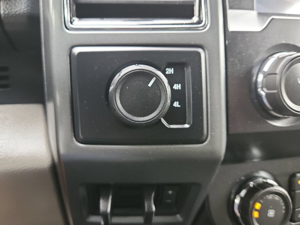 Used 2022 Ford F250 XLT AWD/4WD image 21