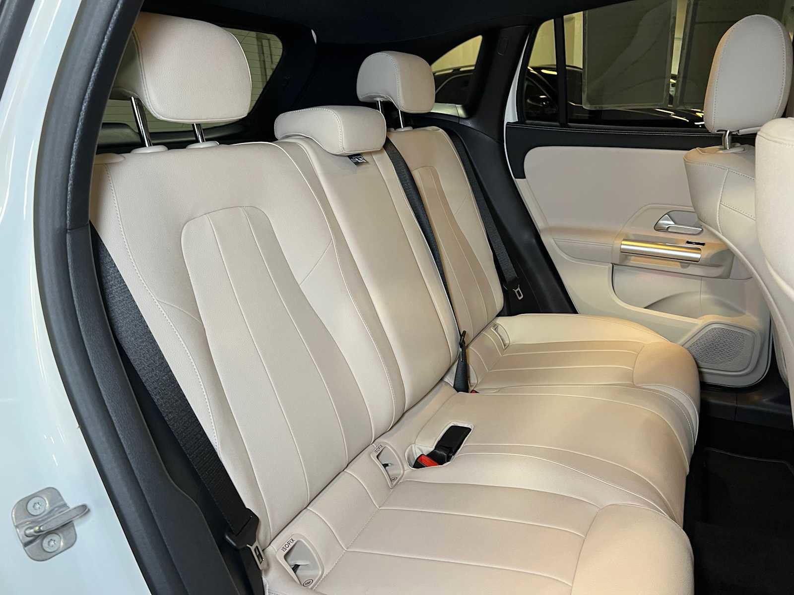 Certified 2025 Mercedes-Benz GLA 250 4MATIC image 15