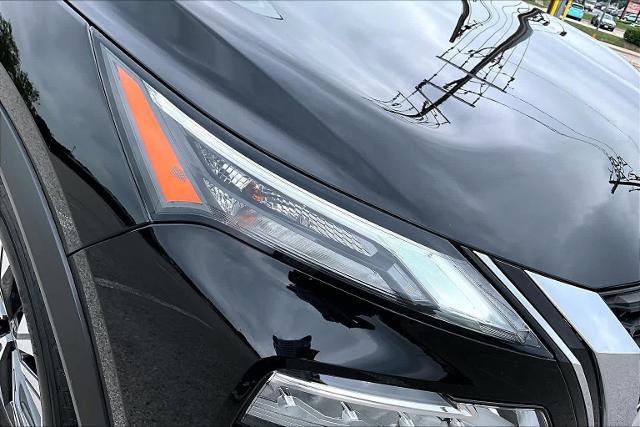 Certified 2023 Nissan Rogue SV FWD image 28