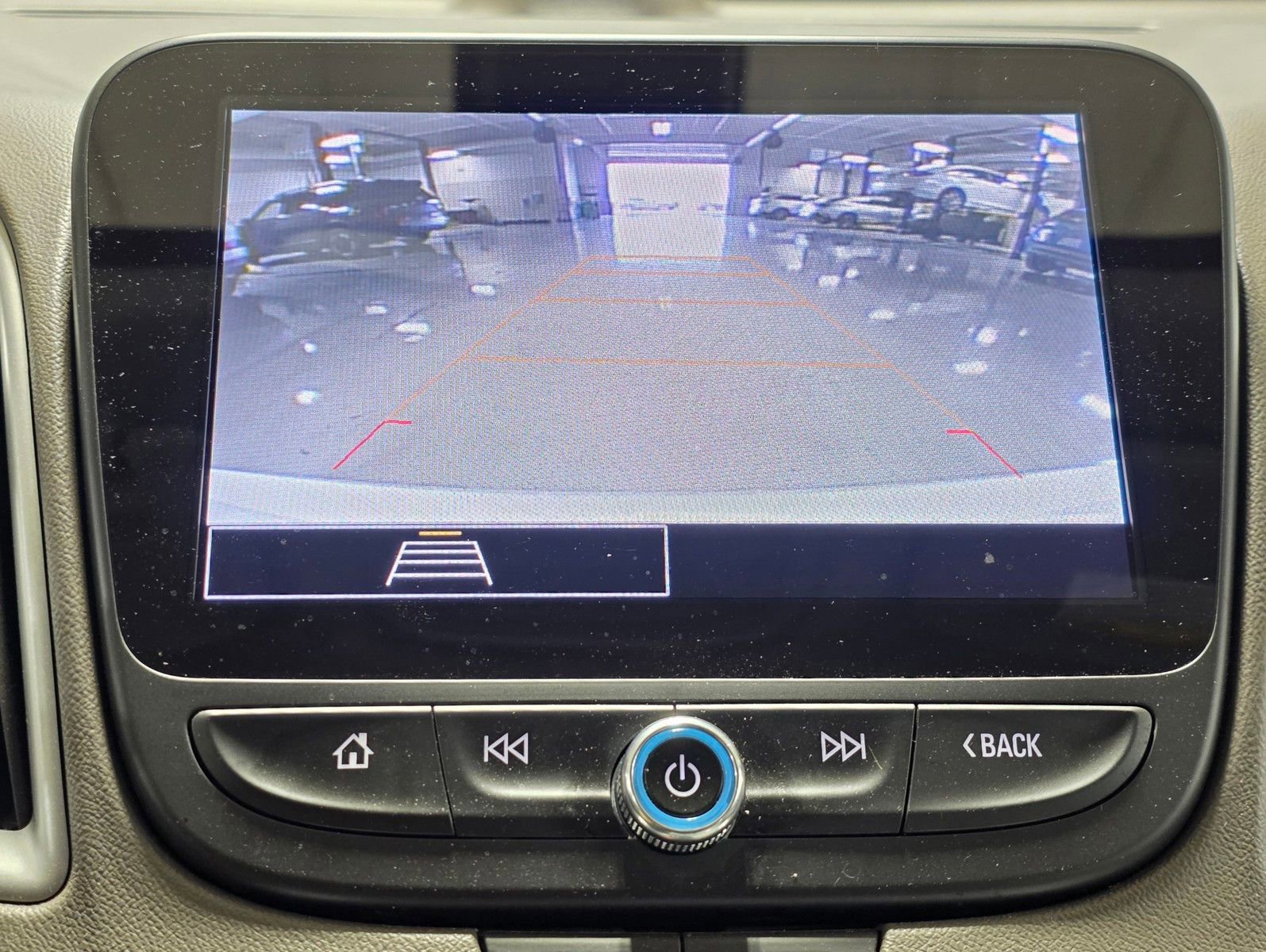 Used 2022 Chevrolet Malibu LS FWD image 26