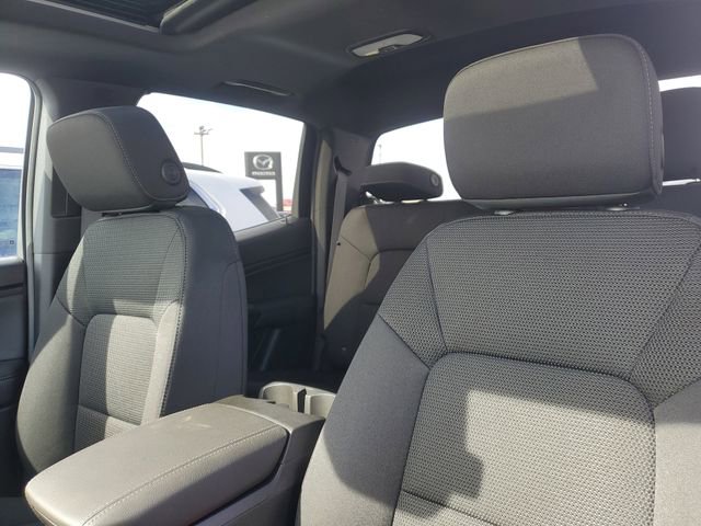 New 2026 GMC Canyon Elevation w/ Technology Package AWD/4WD image 5