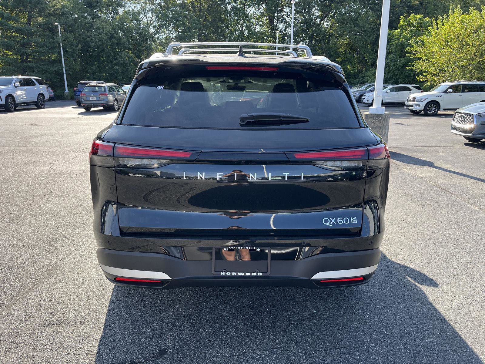 New 2026 INFINITI QX60 Luxe w/ Cargo Package image 4