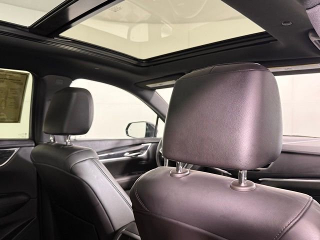 Certified 2022 Cadillac XT5 Premium Luxury image 27