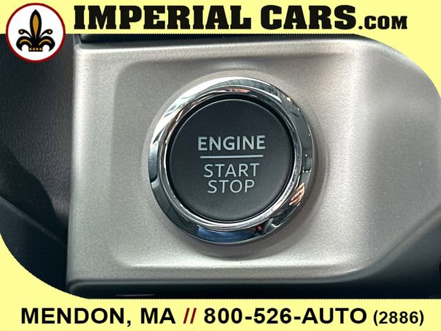 New 2025 Ford F250 XLT w/ Black Appearance Package image 31