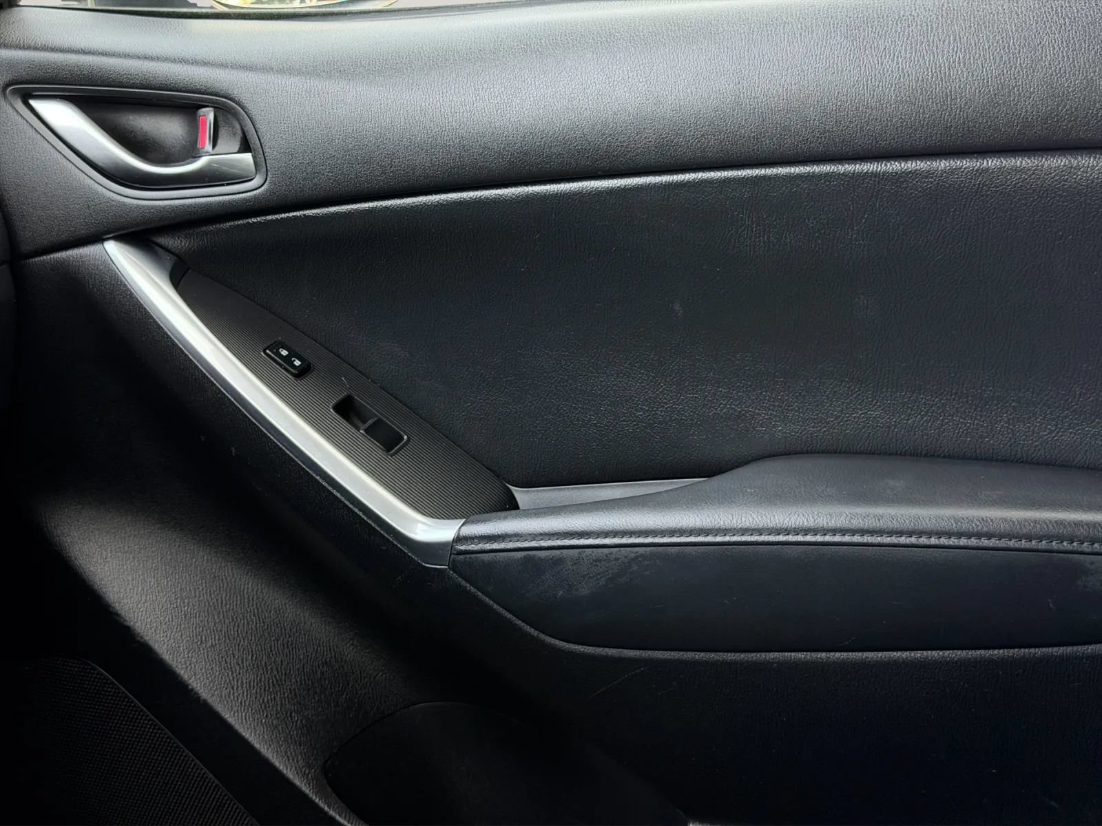 Used 2015 MAZDA CX-5 Touring FWD image 17