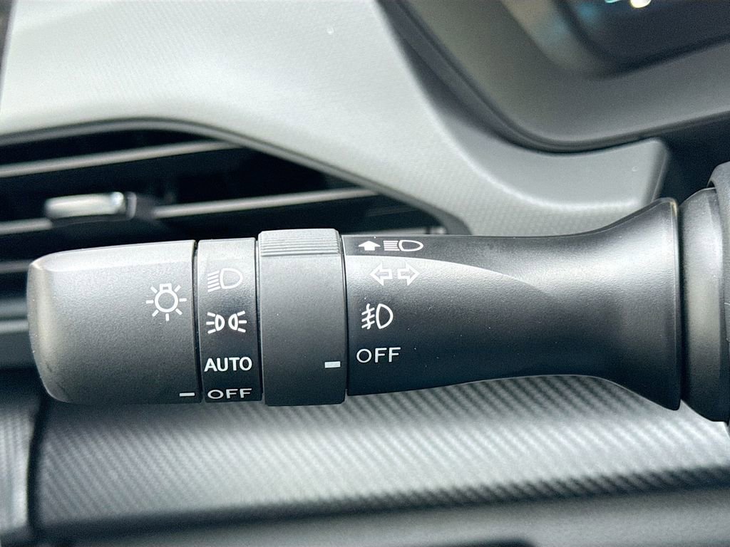 New 2026 Subaru Crosstrek 2.5i Limited w/ Crosstrek Mirror Package image 12