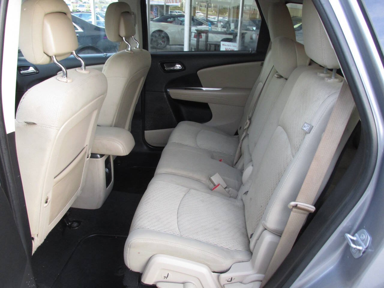 Used 2015 Dodge Journey SXT w/ Flexible Seating Group FWD image 14