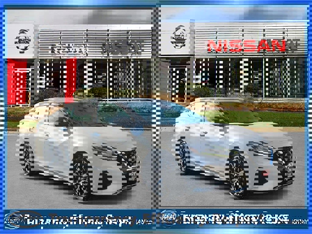 Certified 2023 Nissan Maxima SV w/ Floor Mat Group