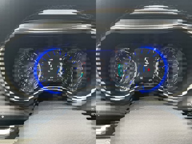 Used 2024 Chrysler Pacifica Touring-L image 15