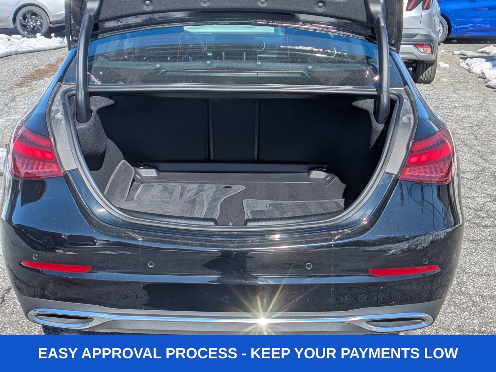 Used 2025 Mercedes-Benz C 300 Sedan image 5