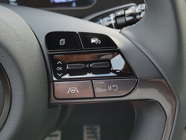 New 2026 Hyundai Elantra SEL Sport FWD image 14