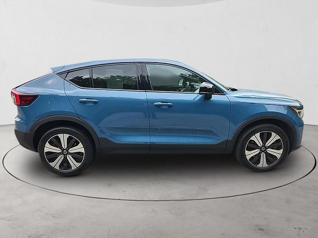 Certified 2023 Volvo C40 P8 Recharge Plus w/ Climate Package AWD/4WD image 6