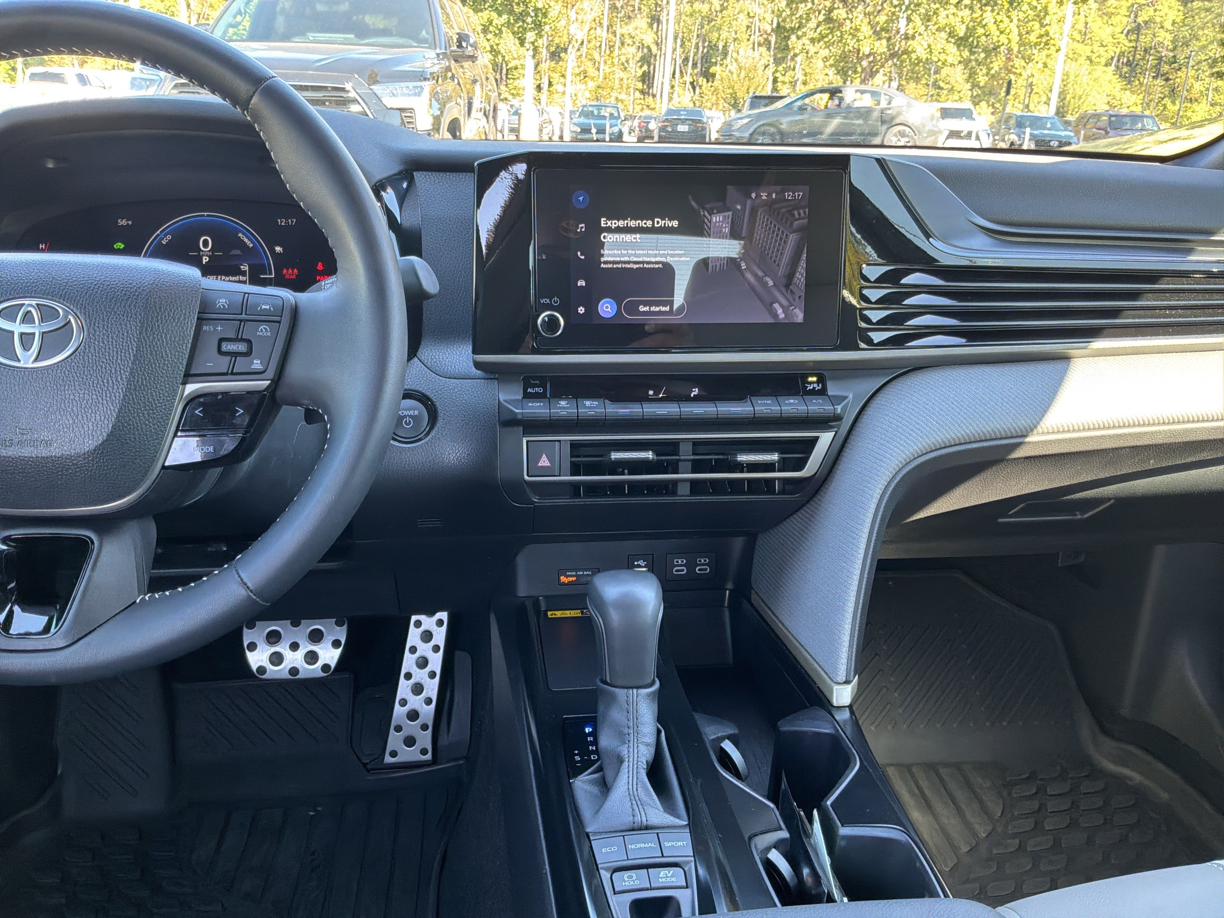 Used 2026 Toyota Camry SE FWD image 29