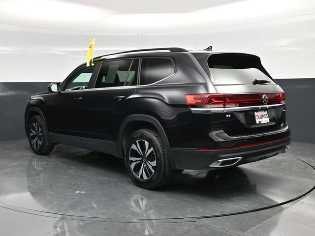 Used 2025 Volkswagen Atlas SE image 7