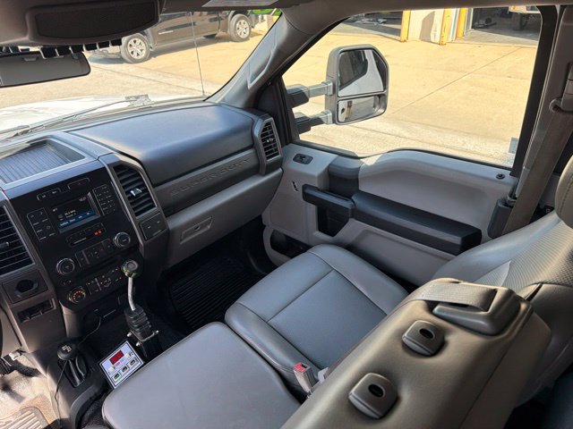Used 2018 Ford F550 4x4 SuperCab Super Duty image 20