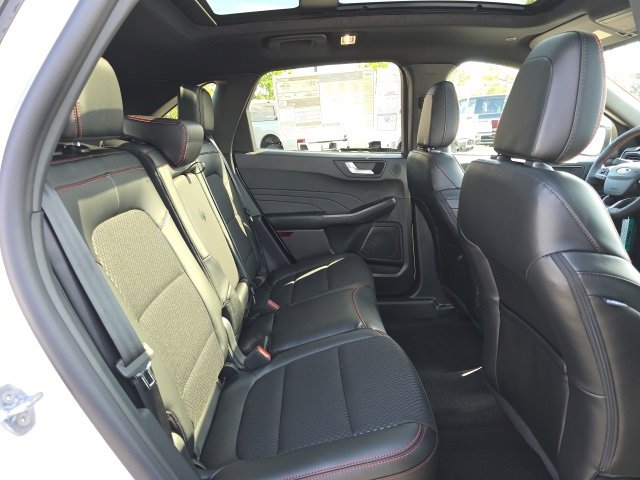 New 2025 Ford Escape ST-Line Elite w/ Tech Pack #2 image 17