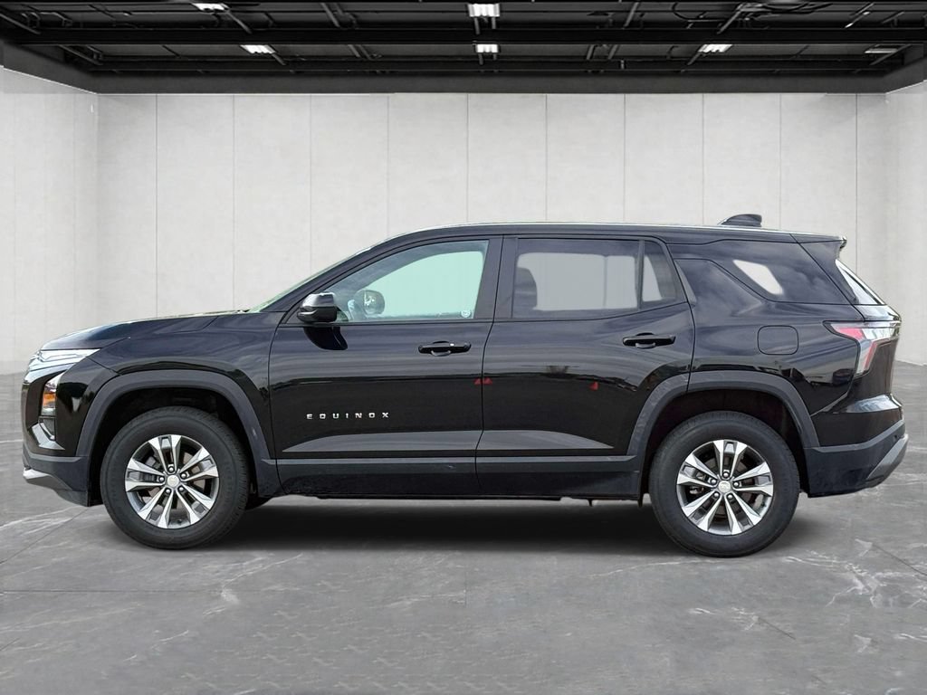 Used 2026 Chevrolet Equinox LT FWD image 8