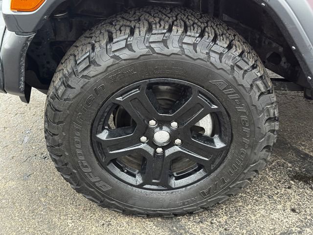 Certified 2023 Jeep Wrangler Sport S image 10