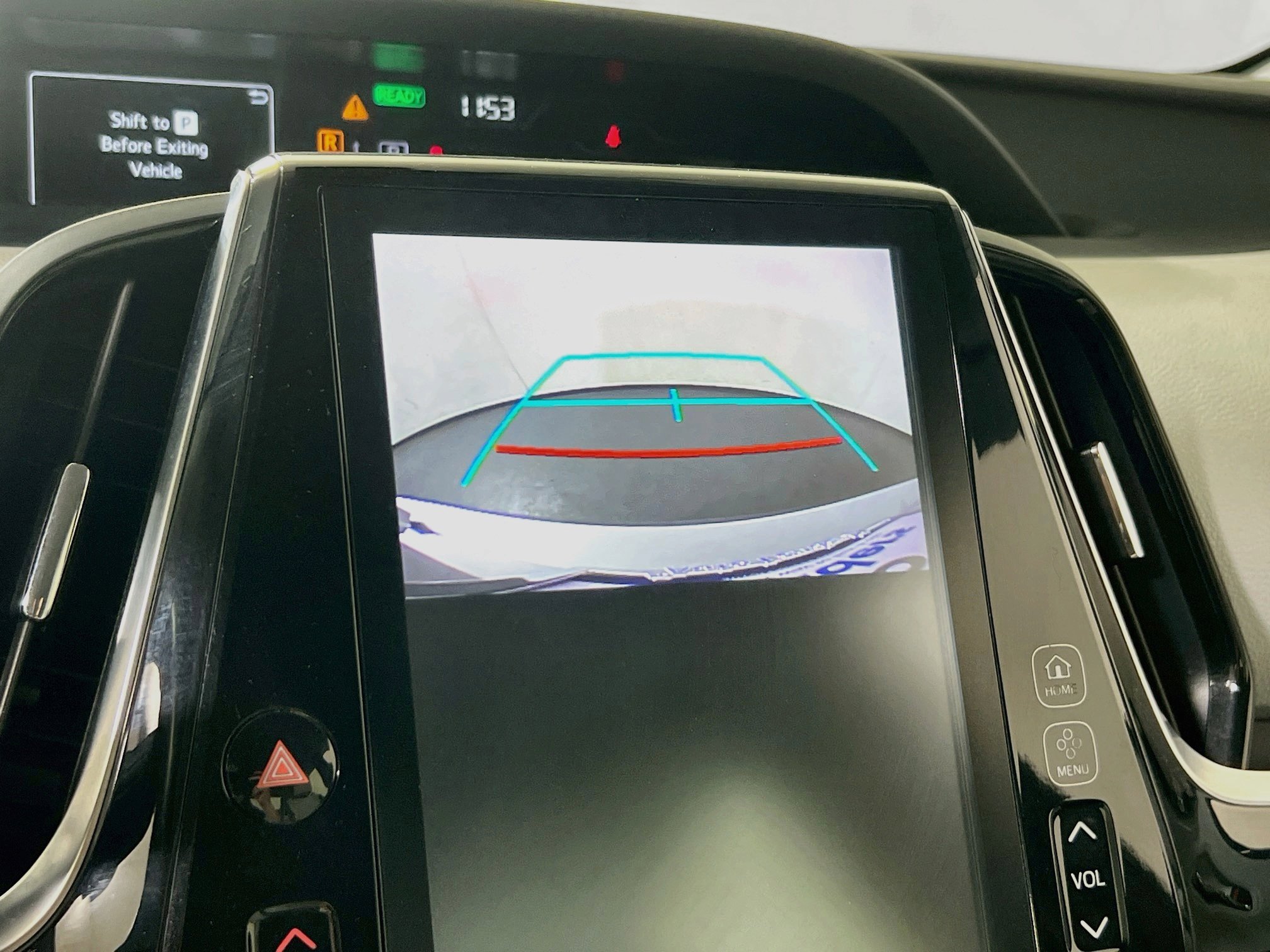 Used 2018 Toyota Prius Prime Premium FWD image 14