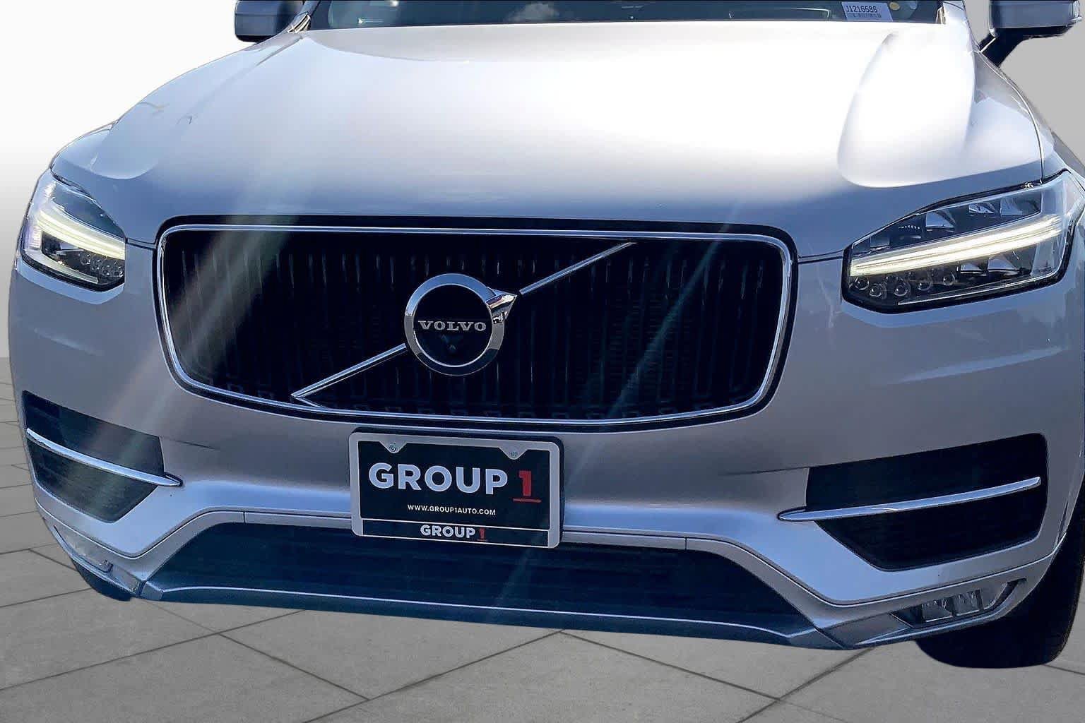 Used 2018 Volvo XC90 T5 Momentum w/ Convenience Package AWD/4WD image 30