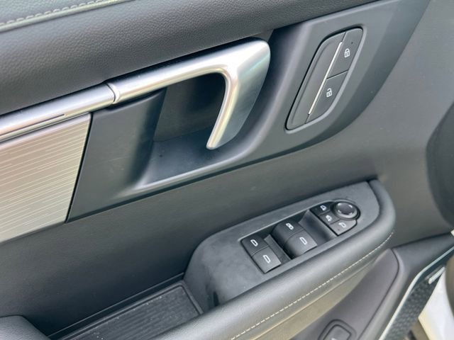 Certified 2025 Buick Enclave Preferred image 11