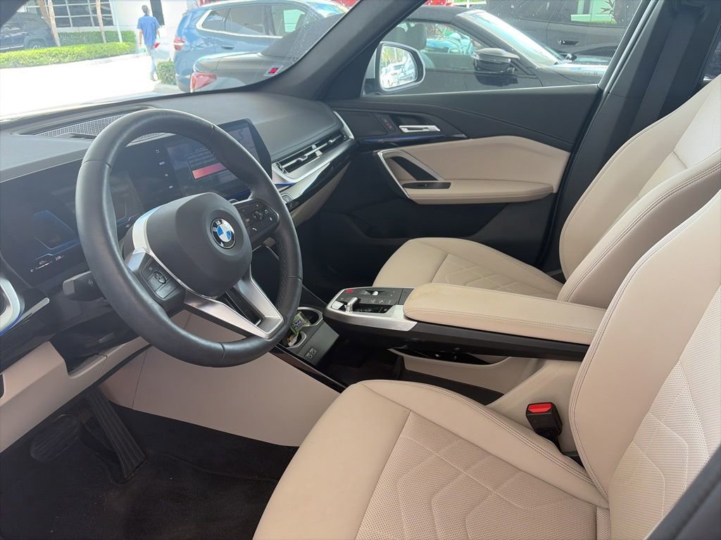 Certified 2024 BMW X1 xDrive28i w/ Convenience Package AWD/4WD image 3