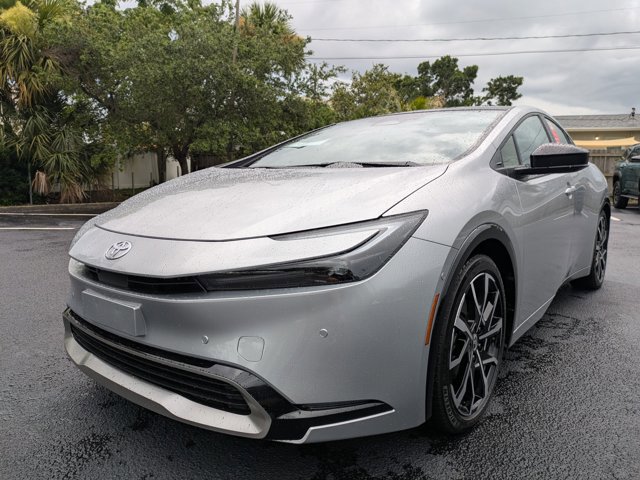 New 2025 Toyota Prius XSE Premium image 8