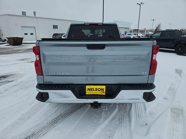 Used 2025 Chevrolet Silverado 1500 LT image 4