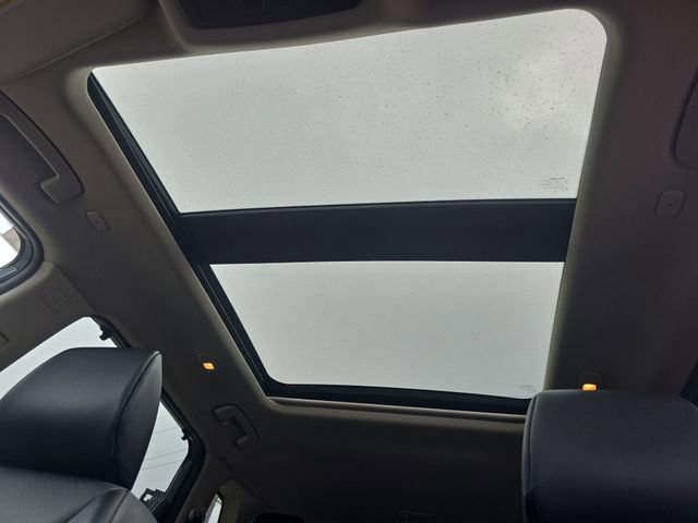 Certified 2023 Nissan Rogue SV w/ SV Premium Package image 22