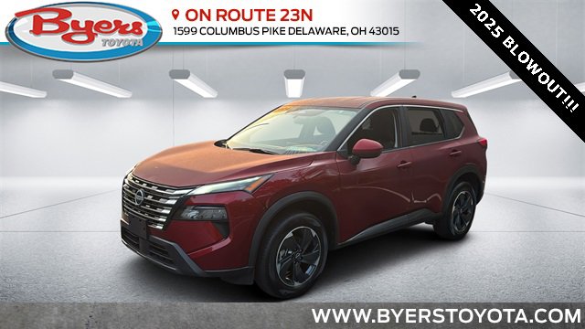 Used 2024 Nissan Rogue SV image 1