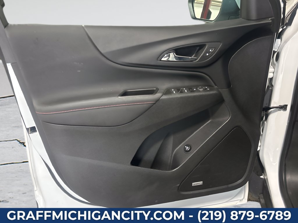 Used 2024 Chevrolet Equinox RS w/ RS Leather Package AWD/4WD image 27