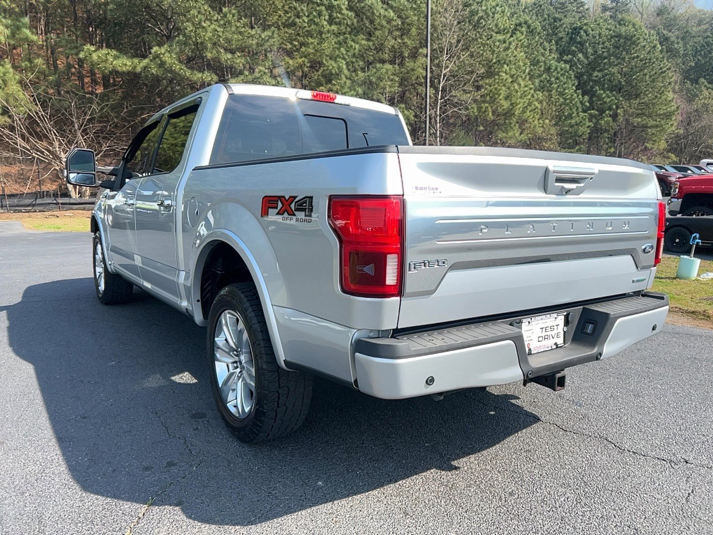 Used 2018 Ford F150 Platinum w/ Equipment Group 701A Luxury AWD/4WD image 7